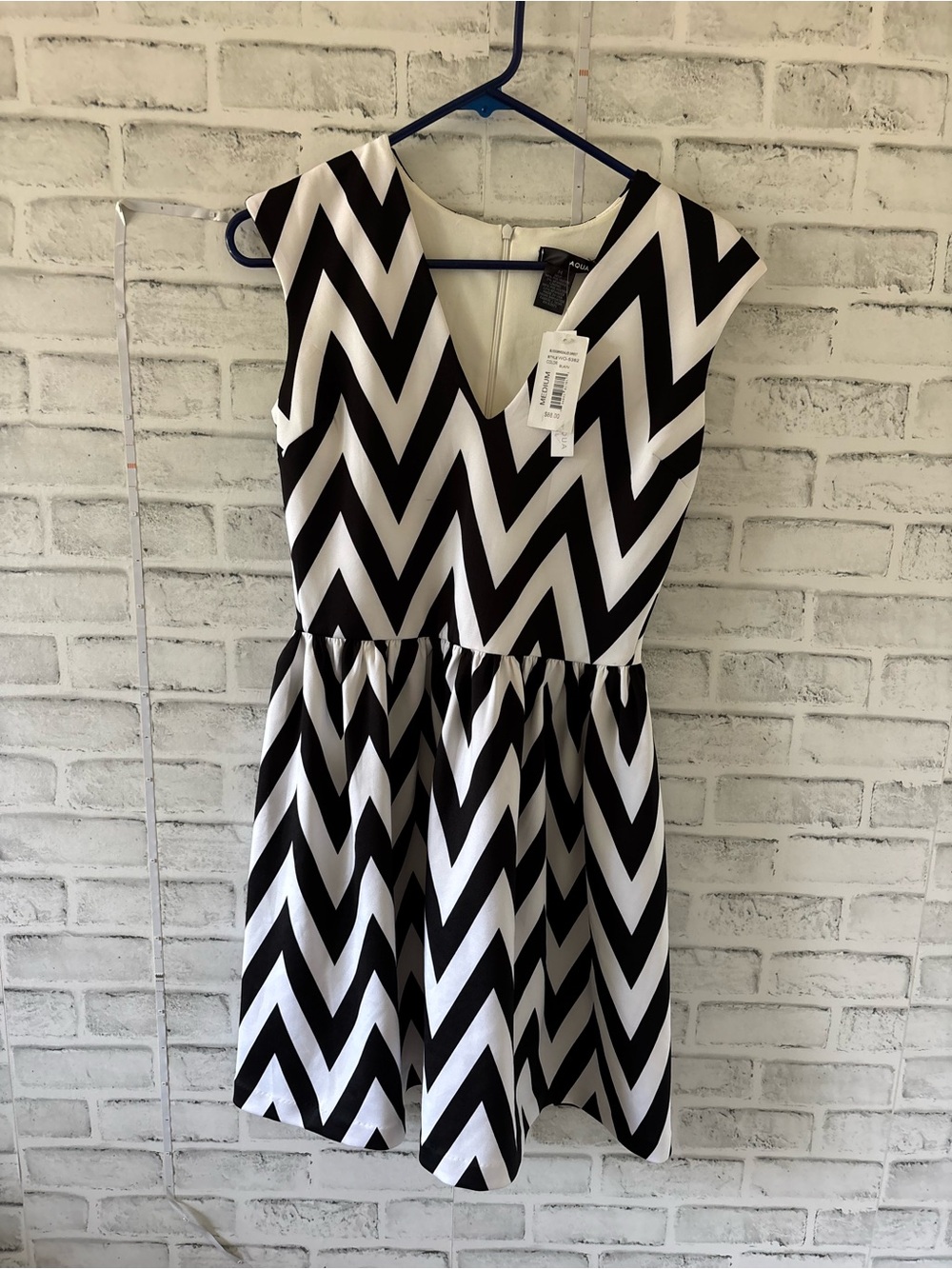 Black & White Chevron V-Neck Dress